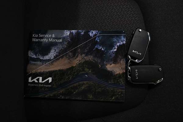 2023 Kia Carnival S KA4