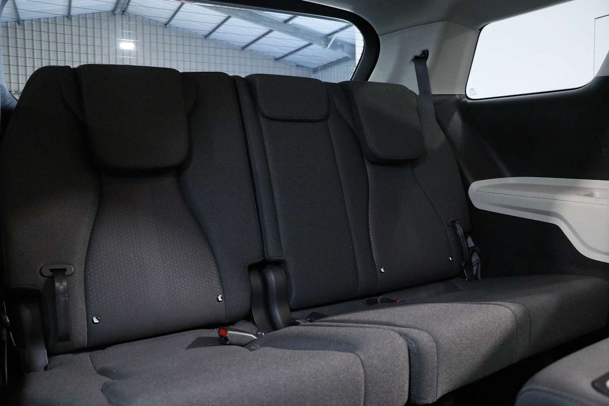 2023 Kia Carnival S KA4