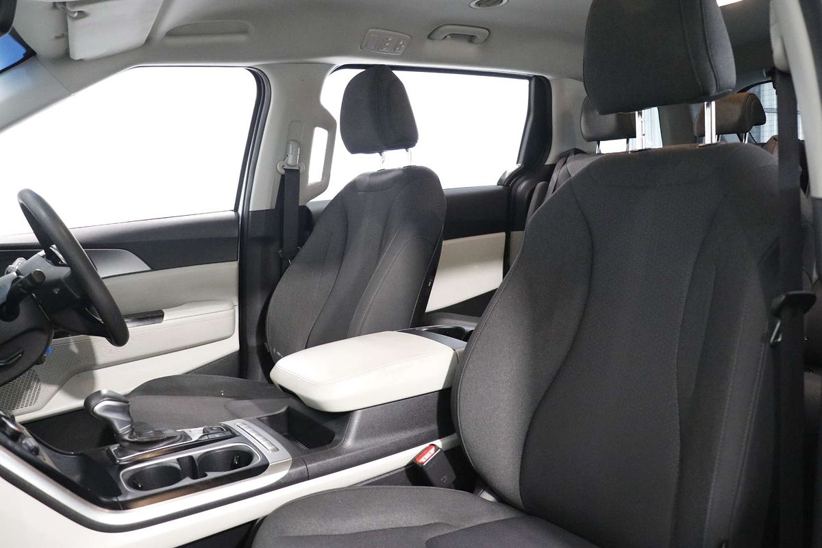 2023 Kia Carnival S KA4