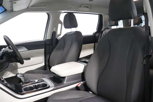 2023 Kia Carnival S KA4