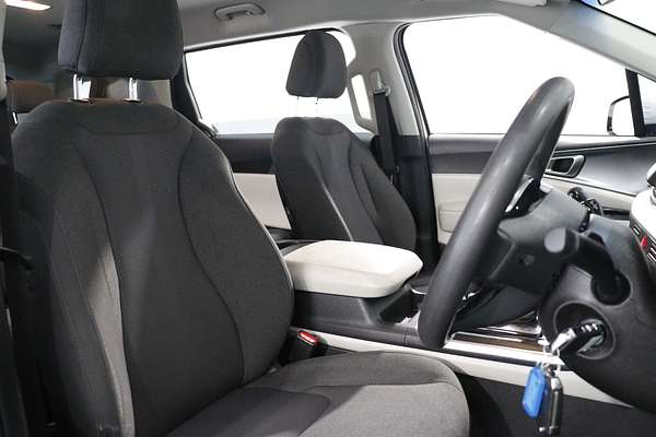 2023 Kia Carnival S KA4