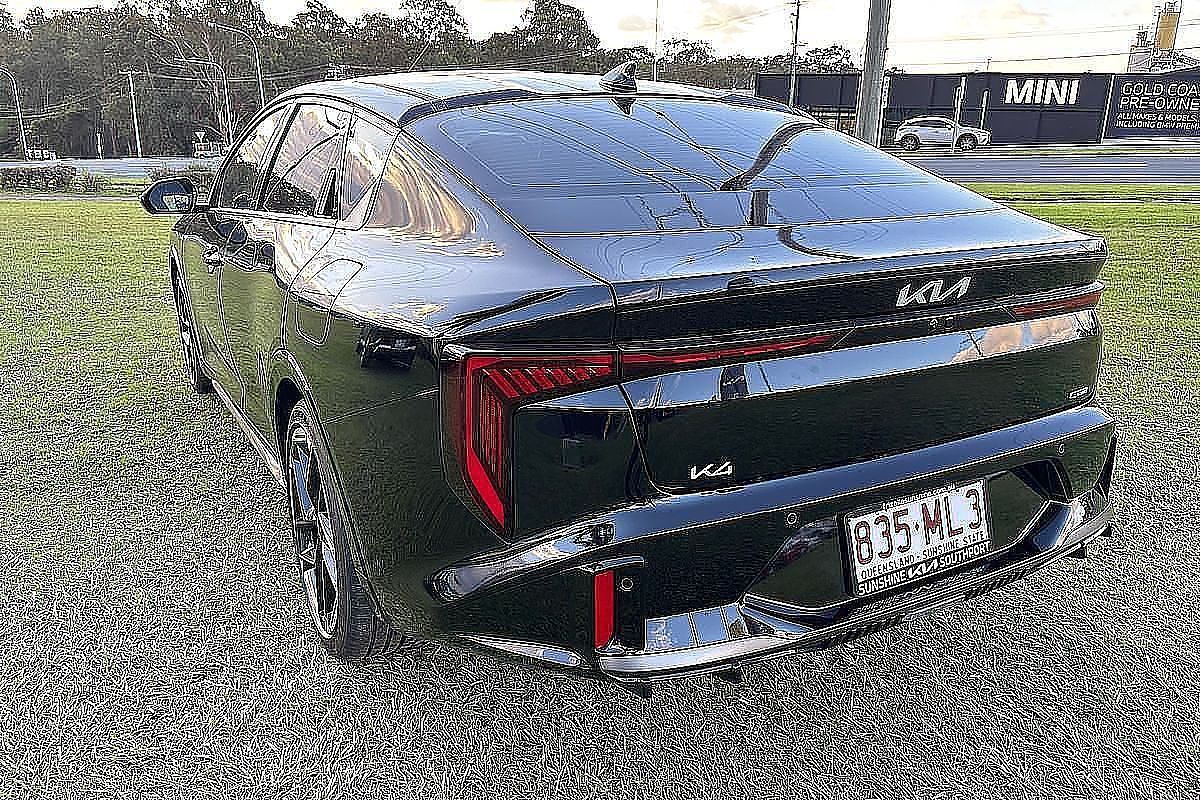 2025 Kia K4 GT-Line CL4m