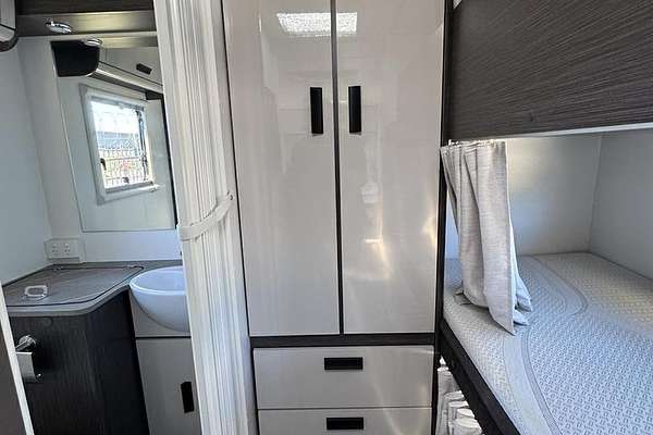 2022 Jayco Journey 22.68-1.Ob.Jy-My22