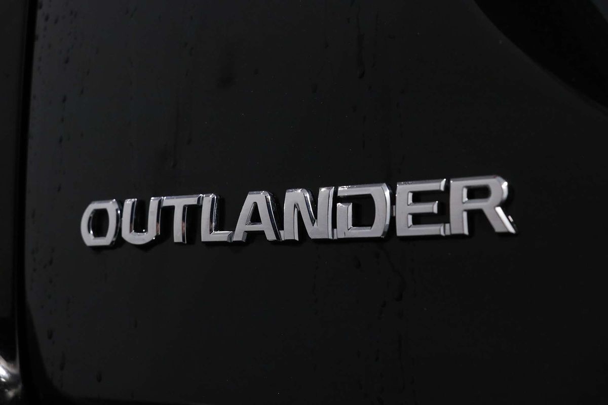 2021 Mitsubishi Outlander ES ZL