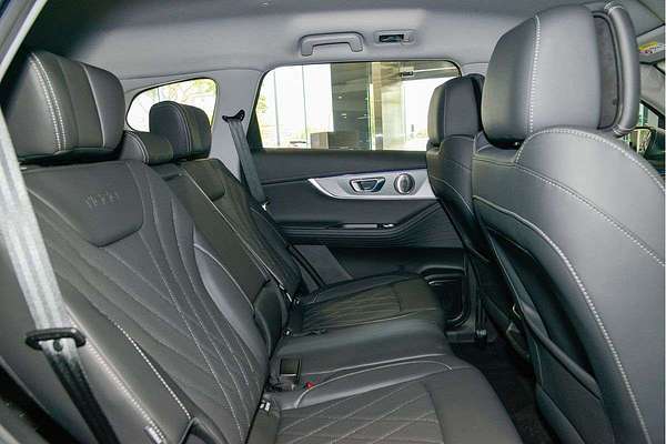 2025 Chery Tiggo 8 Pro Max Urban