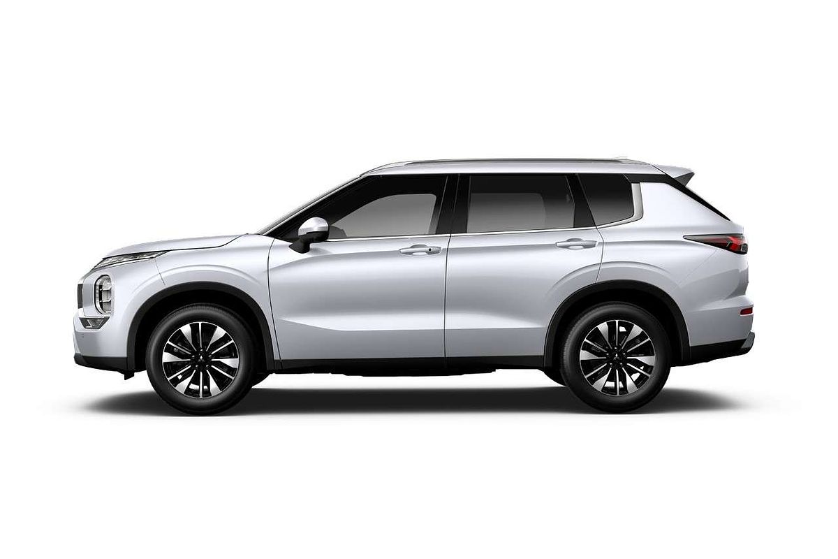 2025 Mitsubishi Outlander LS ZM