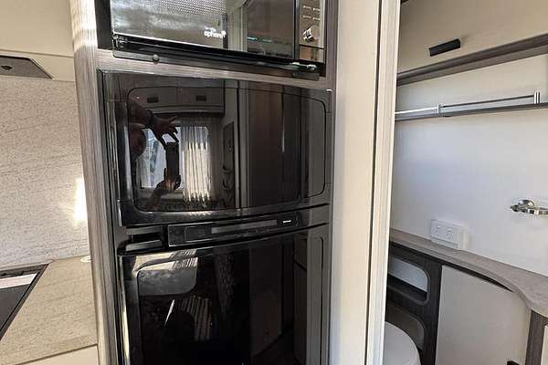 2021 Jayco Journey 16.51-3.Jy-My21
