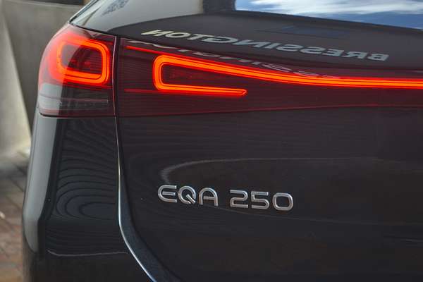 2021 Mercedes-Benz EQA EQA250 H243
