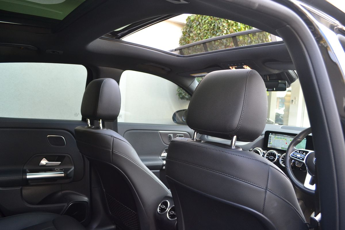 2021 Mercedes-Benz EQA EQA250 H243