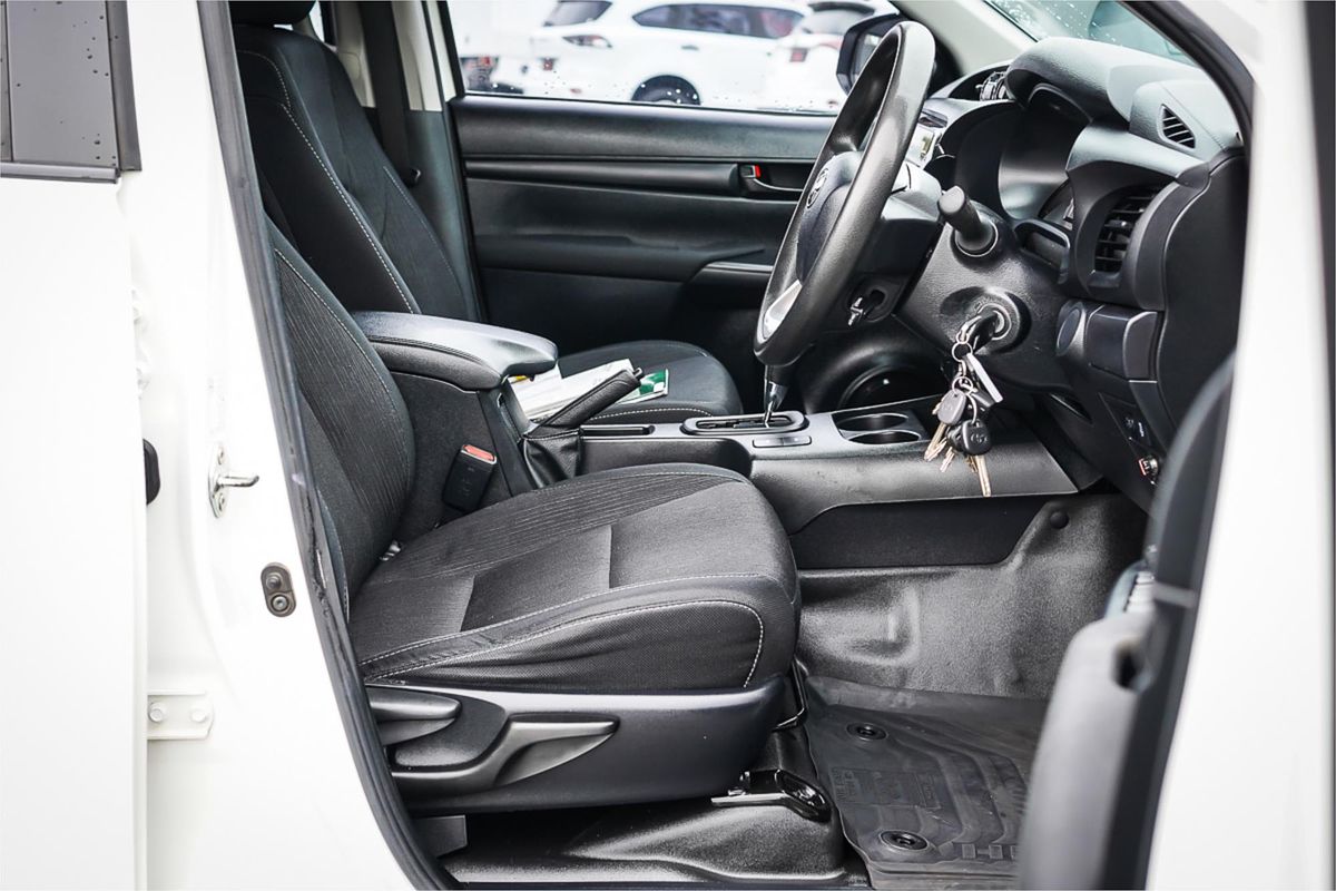 2021 Toyota Hilux SR GUN126R 4X4