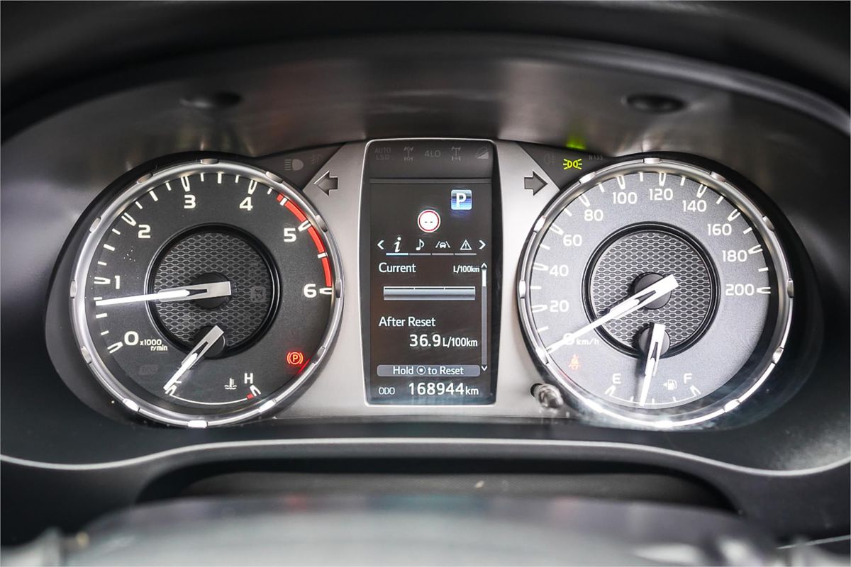 2021 Toyota Hilux SR GUN126R 4X4