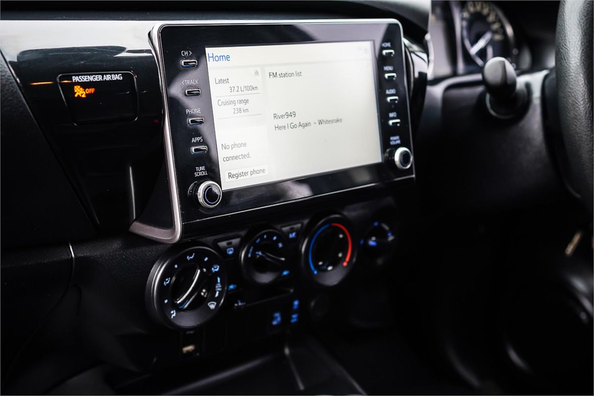 2021 Toyota Hilux SR GUN126R 4X4