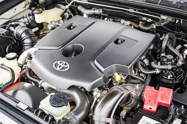 2021 Toyota Hilux SR GUN126R 4X4