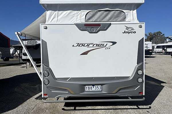 2018 Jayco Journey Deluxe 17.55-8.18Jd