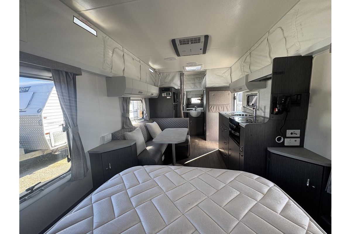 2018 Jayco Journey Deluxe 17.55-8.18Jd