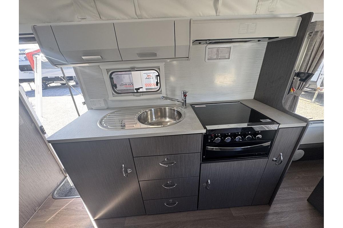 2018 Jayco Journey Deluxe 17.55-8.18Jd