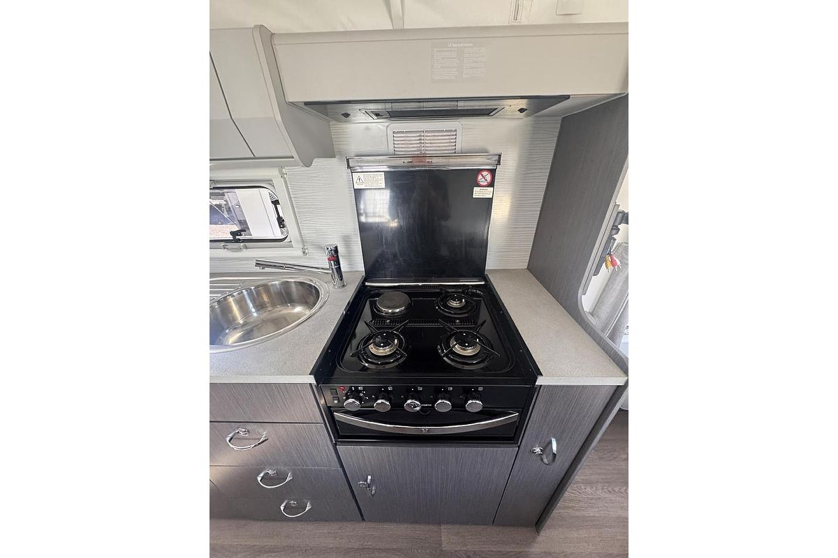 2018 Jayco Journey Deluxe 17.55-8.18Jd
