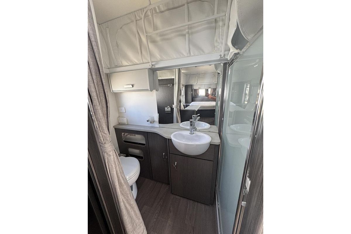 2018 Jayco Journey Deluxe 17.55-8.18Jd