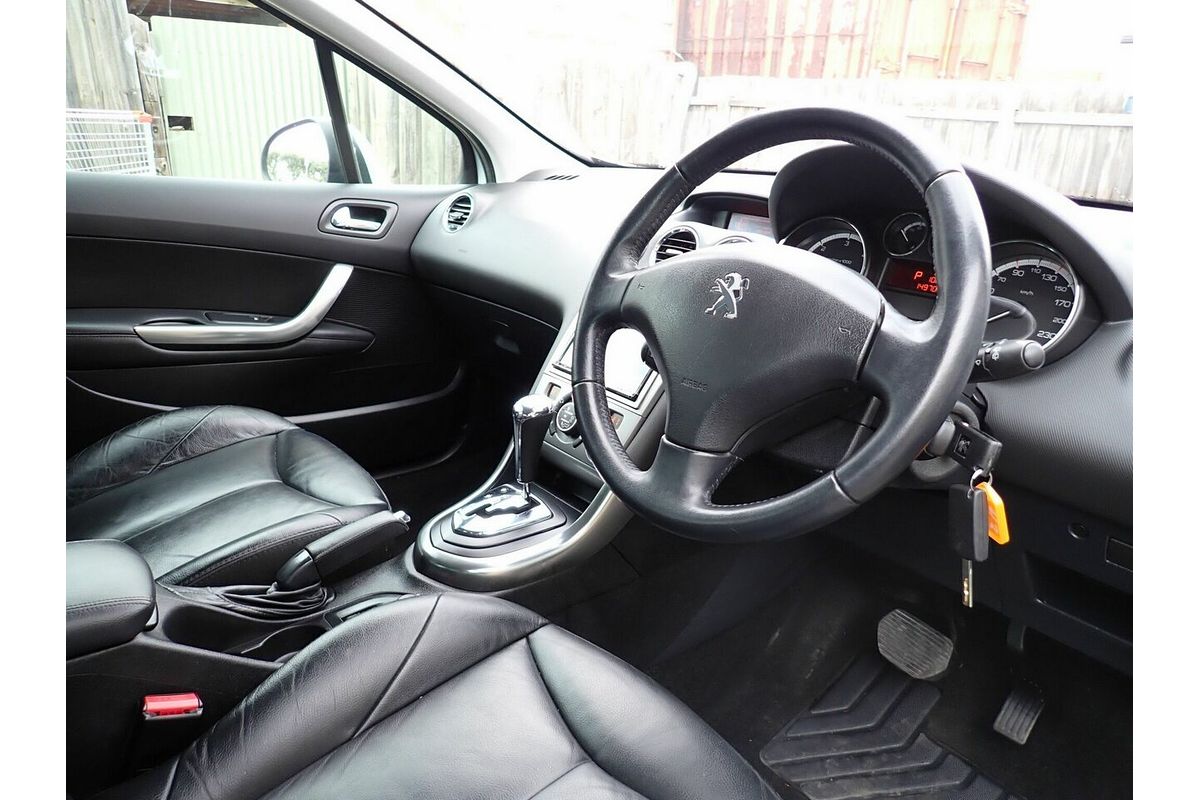 2013 Peugeot 308 Active Touring HDi
