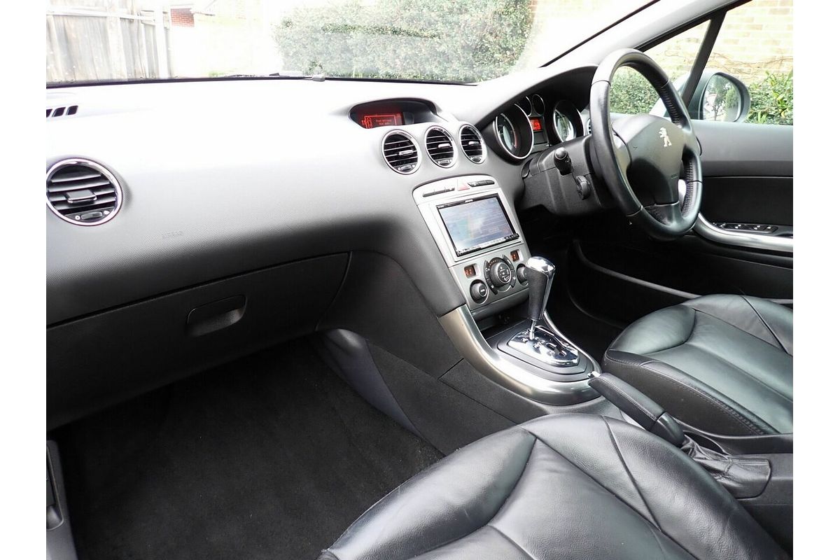 2013 Peugeot 308 Active Touring HDi