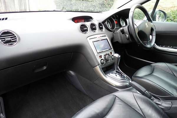 2013 Peugeot 308 Active Touring HDi
