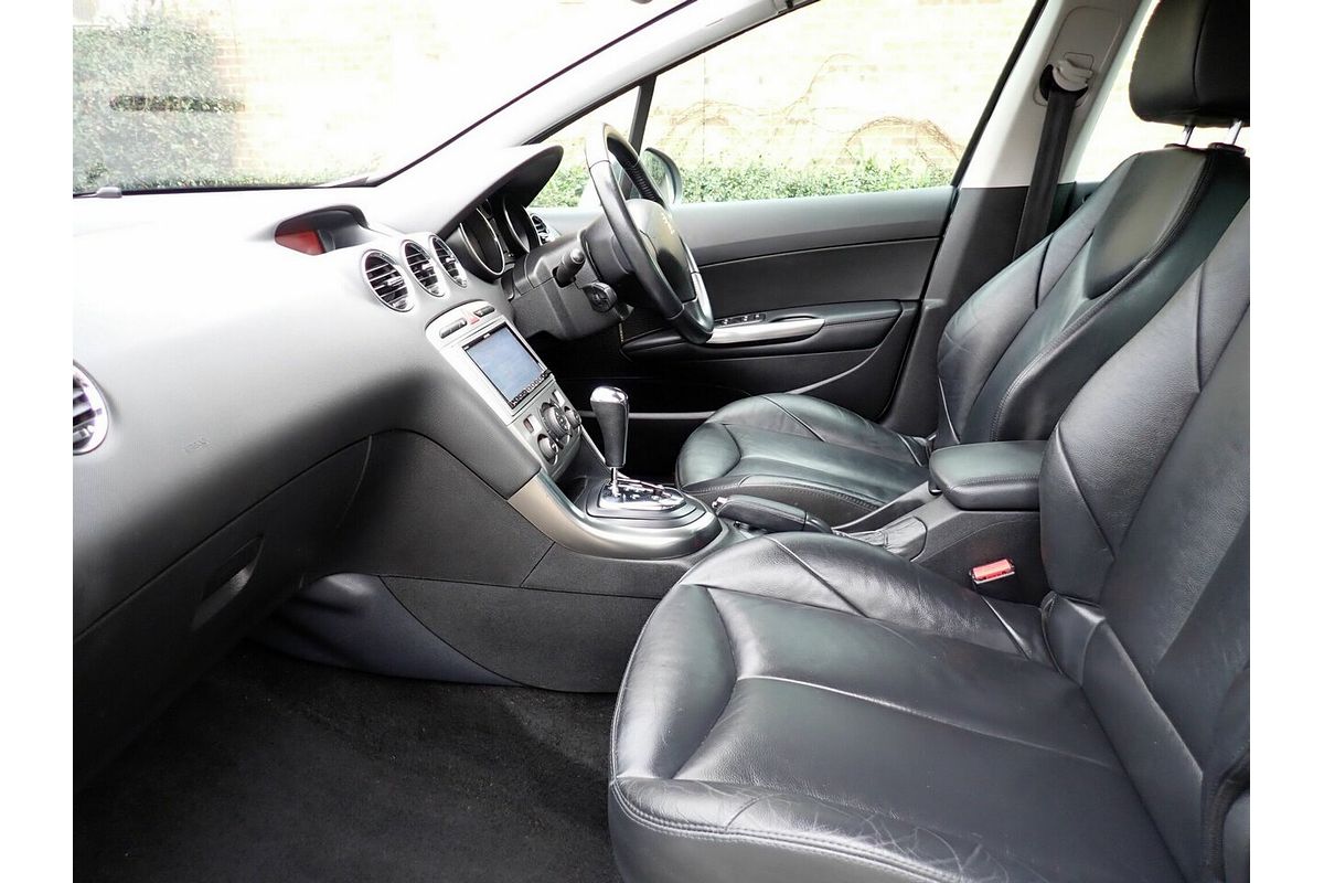 2013 Peugeot 308 Active Touring HDi
