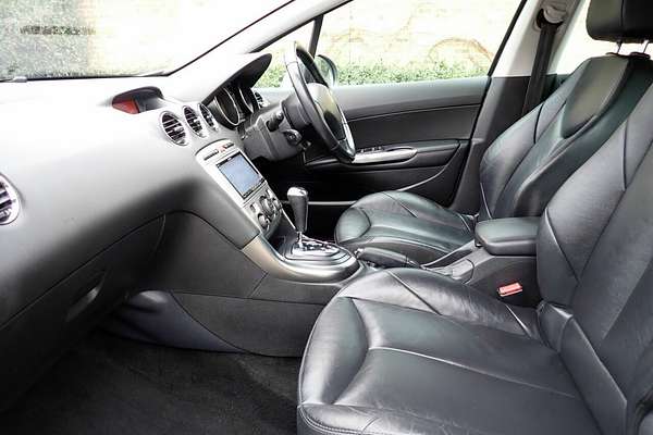 2013 Peugeot 308 Active Touring HDi