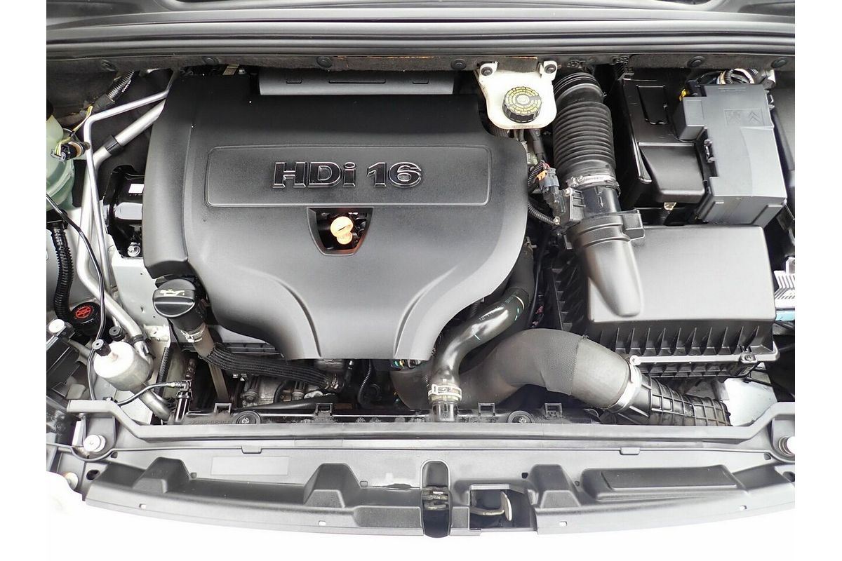 2013 Peugeot 308 Active Touring HDi