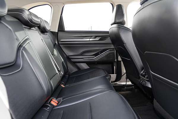 2022 GWM H6 Ultra Hybrid B01
