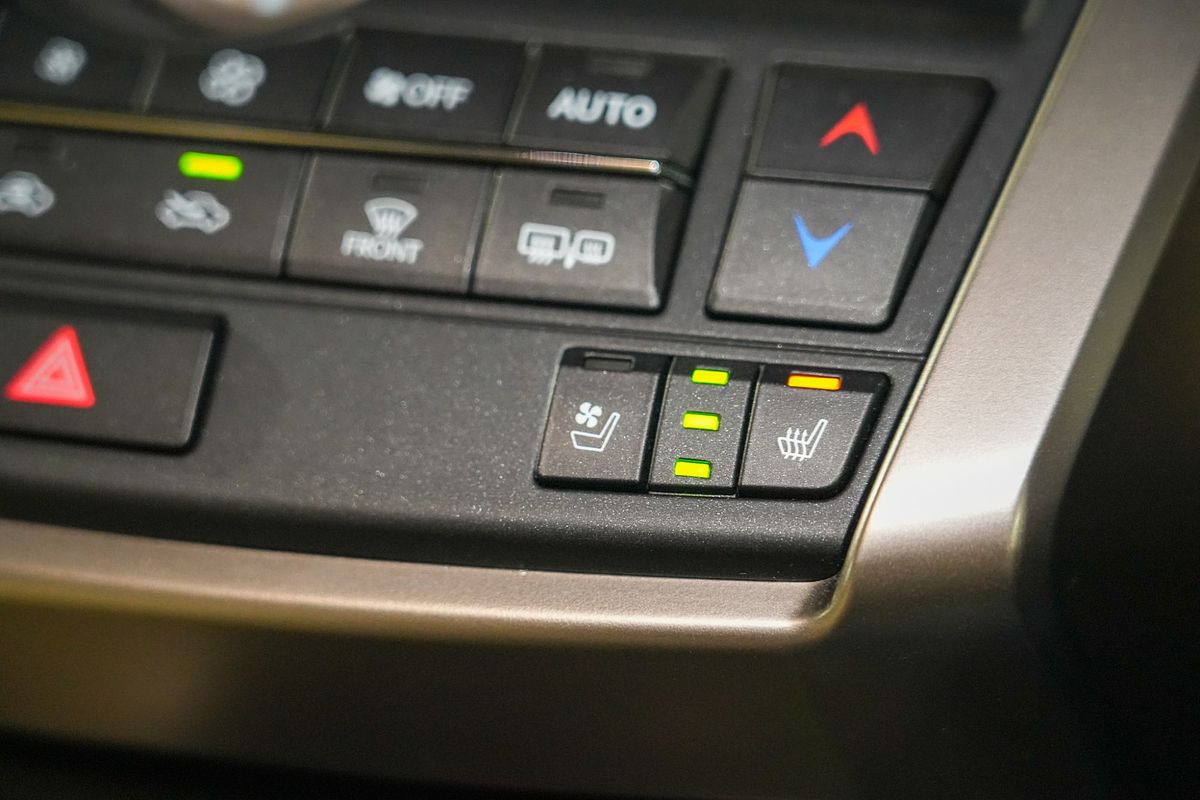 2016 Lexus NX NX200t Sports Luxury AGZ15R