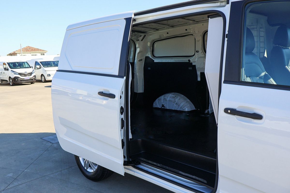 2022 LDV G10 + SV7C