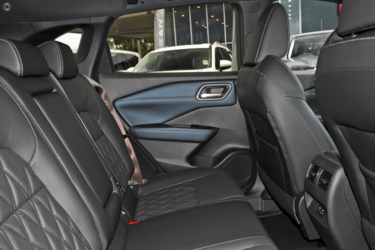 2024 Nissan QASHQAI TI e-POWER J12