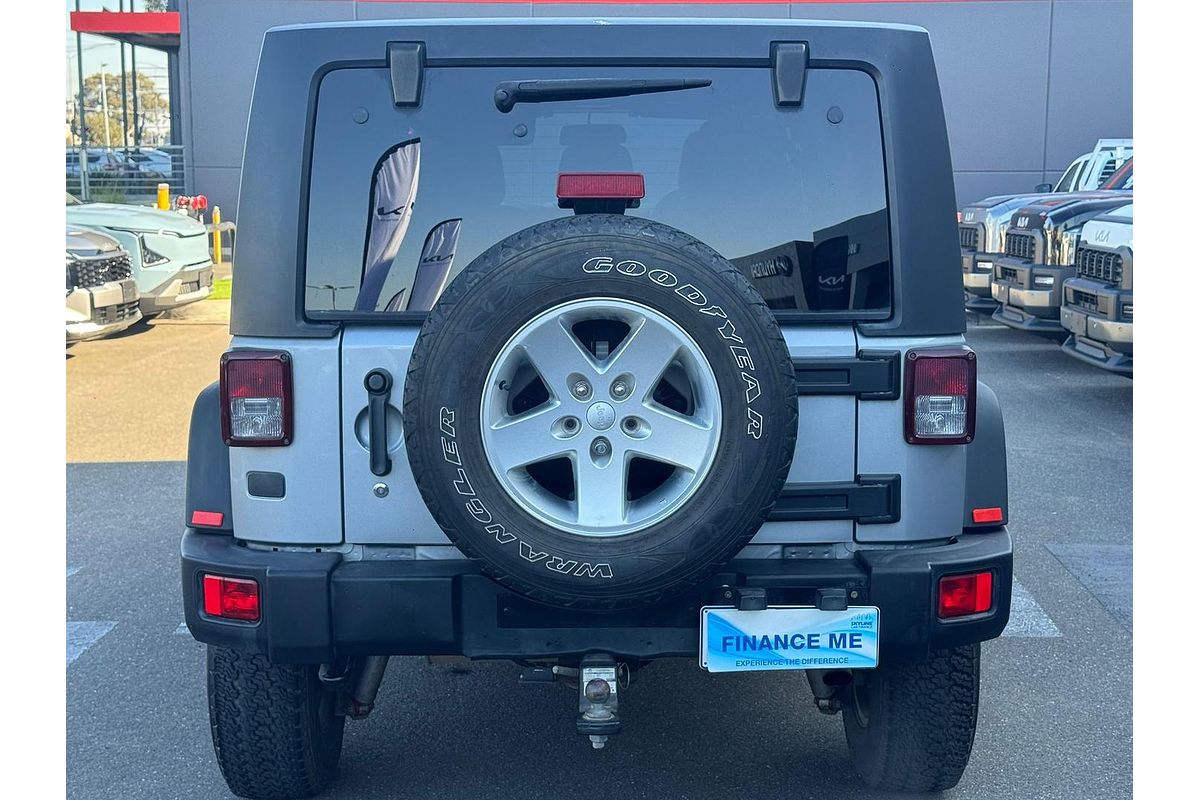 2014 Jeep Wrangler Unlimited Sport JK