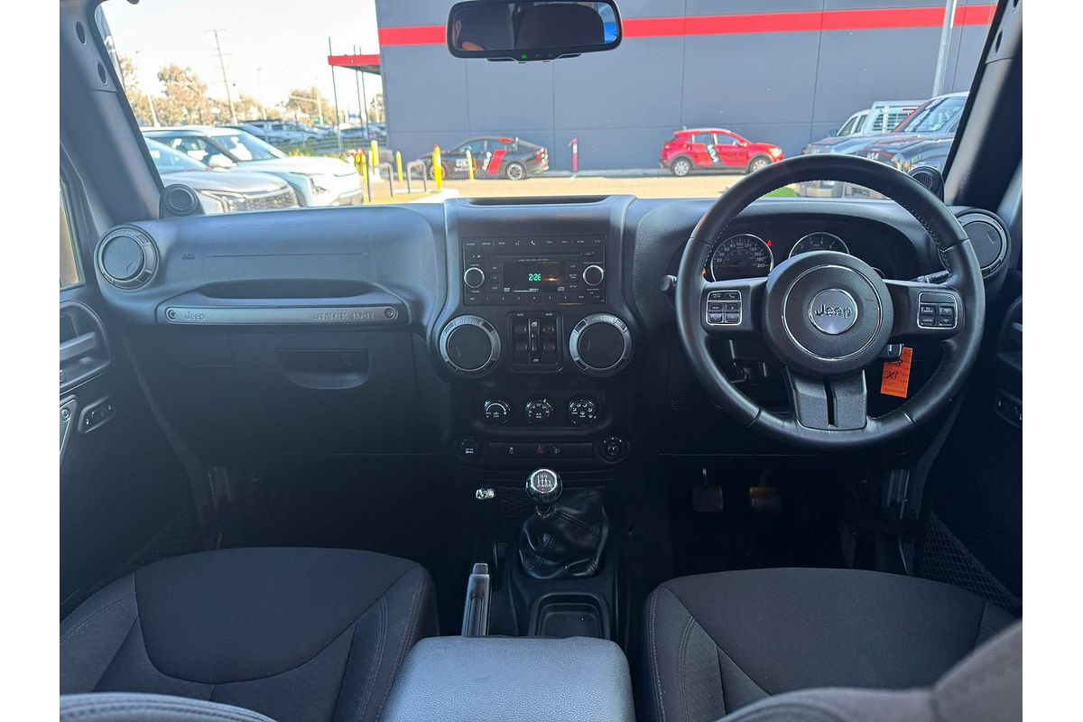 2014 Jeep Wrangler Unlimited Sport JK