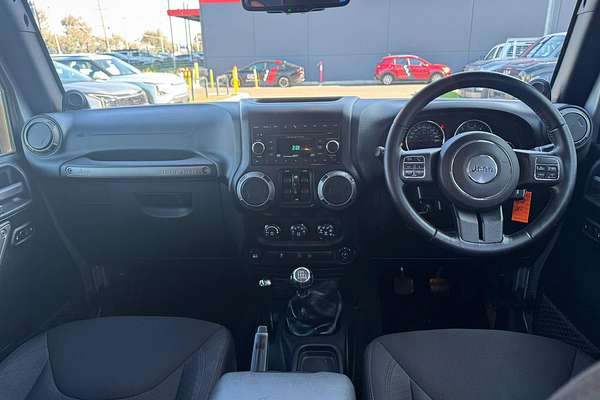 2014 Jeep Wrangler Unlimited Sport JK