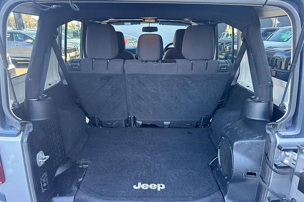 2014 Jeep Wrangler Unlimited Sport JK