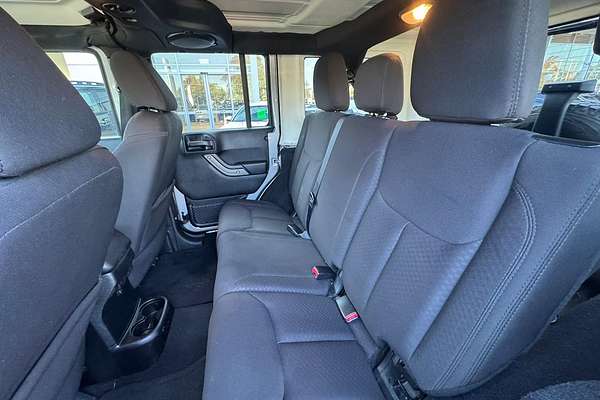 2014 Jeep Wrangler Unlimited Sport JK