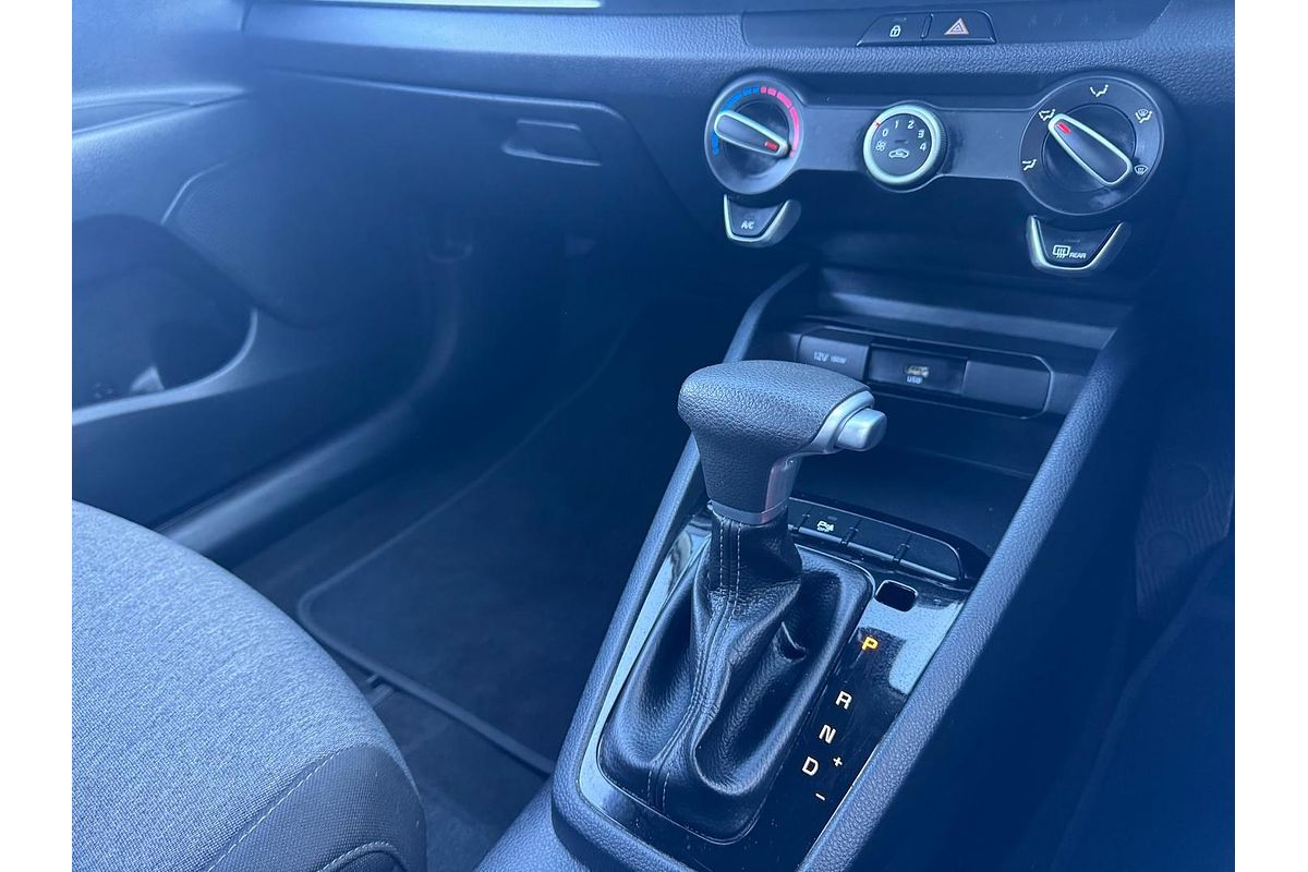 2021 Kia Stonic S YB
