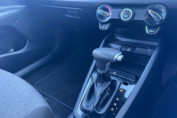 2021 Kia Stonic S YB