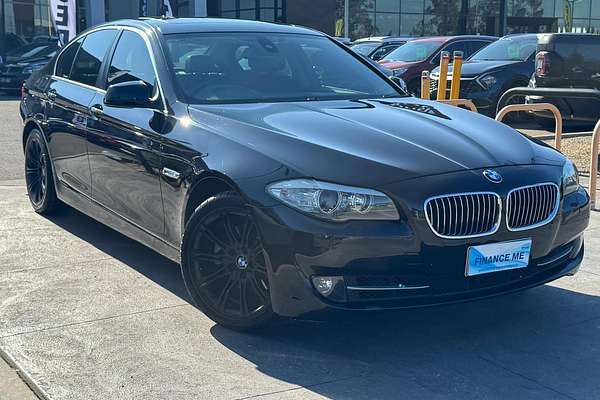 2012 BMW 5 Series 520i F10