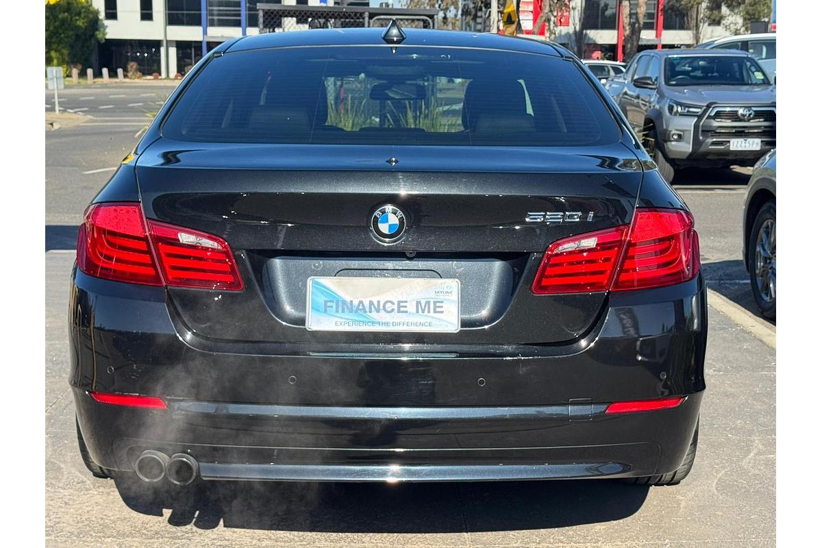 2012 BMW 5 Series 520i F10