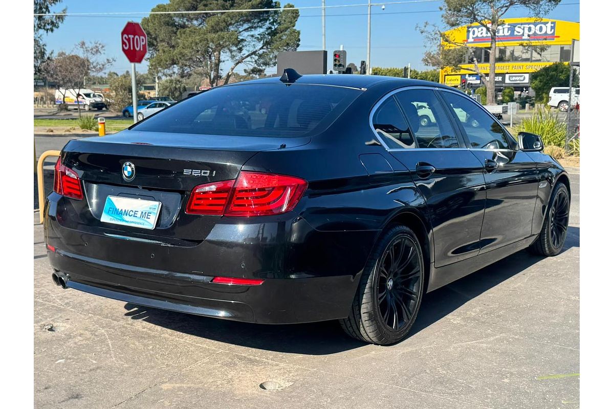 2012 BMW 5 Series 520i F10
