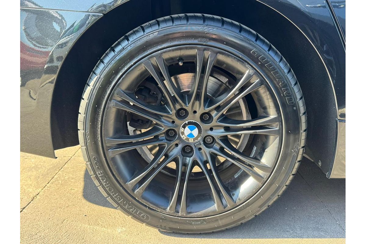 2012 BMW 5 Series 520i F10