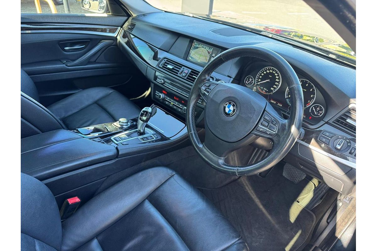 2012 BMW 5 Series 520i F10