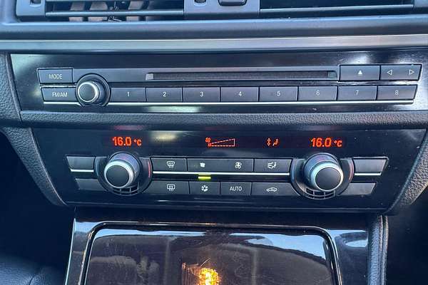 2012 BMW 5 Series 520i F10