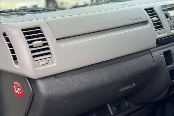 2006 Toyota Hiace  KDH200R LWB