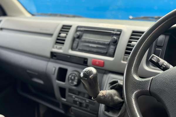 2006 Toyota Hiace  KDH200R LWB