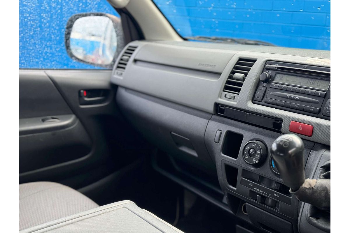 2006 Toyota Hiace  KDH200R LWB