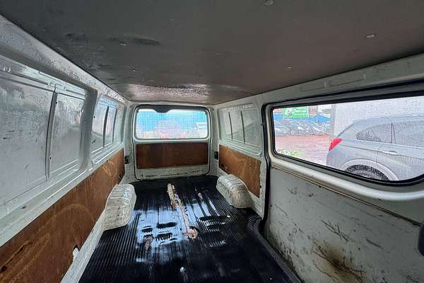 2006 Toyota Hiace  KDH200R LWB