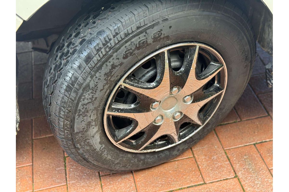 2006 Toyota Hiace  KDH200R LWB